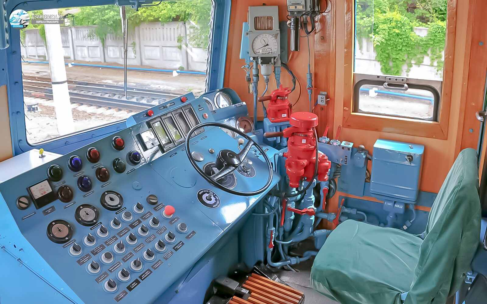 Кабина электровоза ЧС2, электровоз ЧС2 кабина машиниста