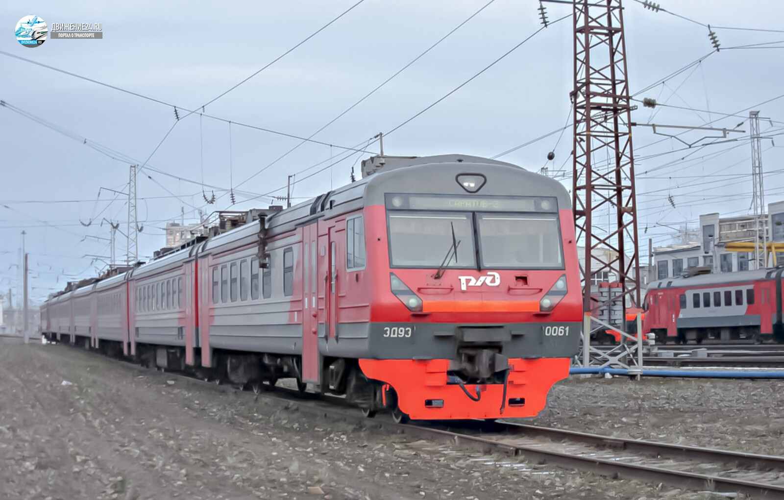 Электропоезд ЭД9Э