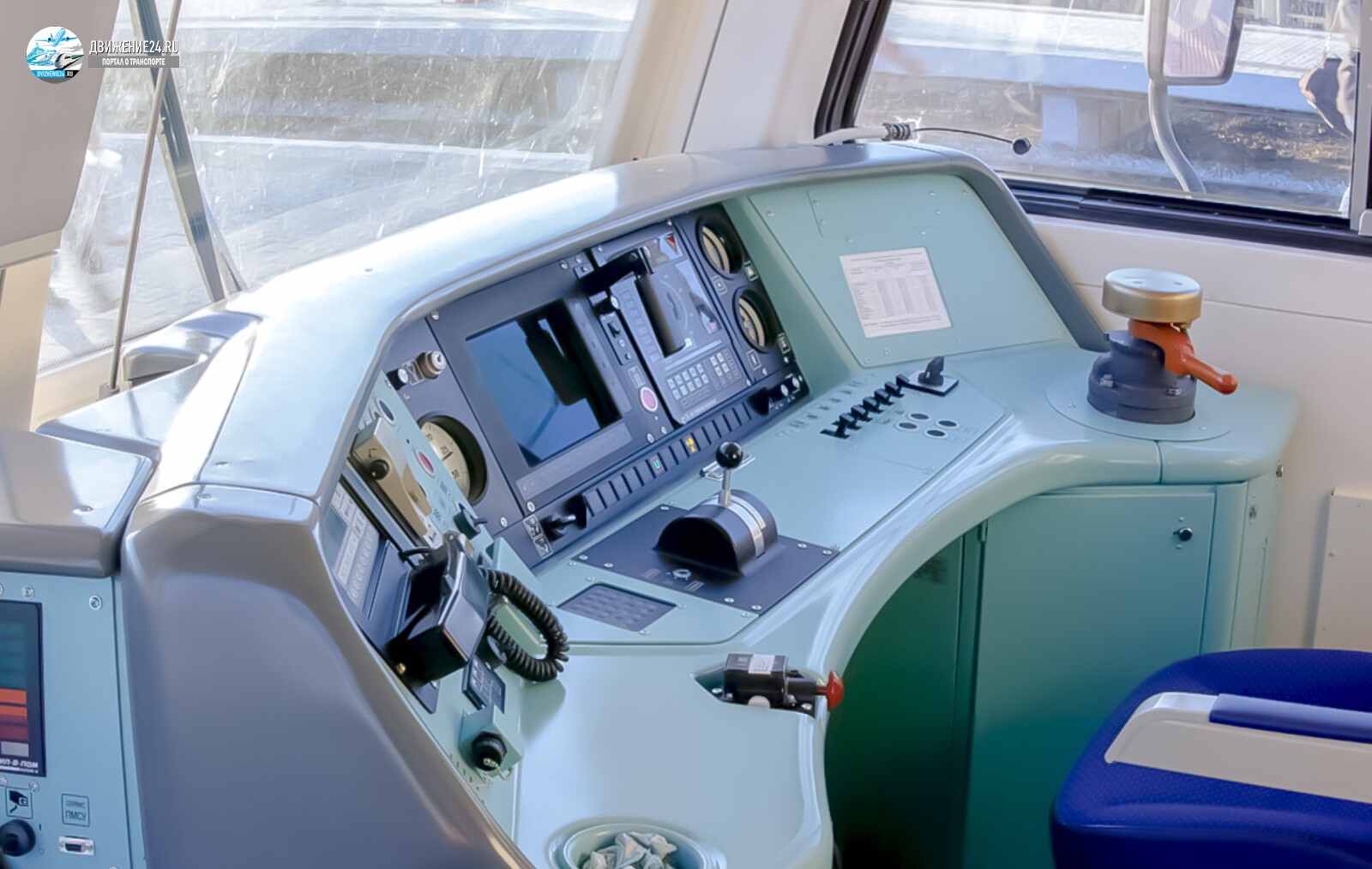 Электропоезд ЭД9Э