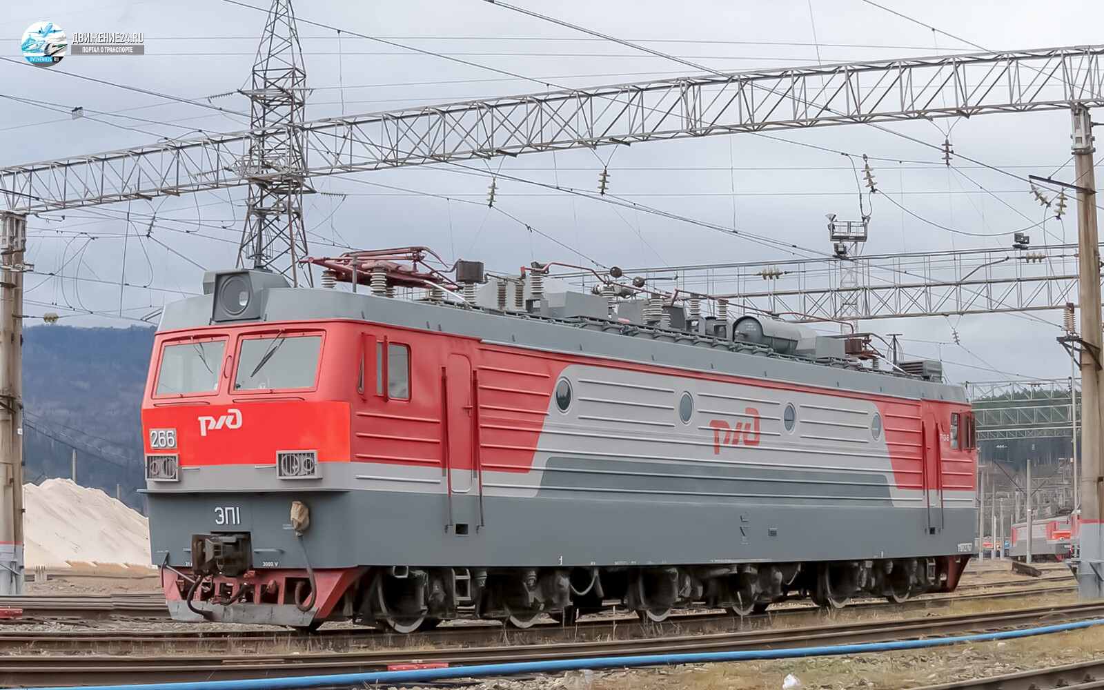 Электровоз ЭП1