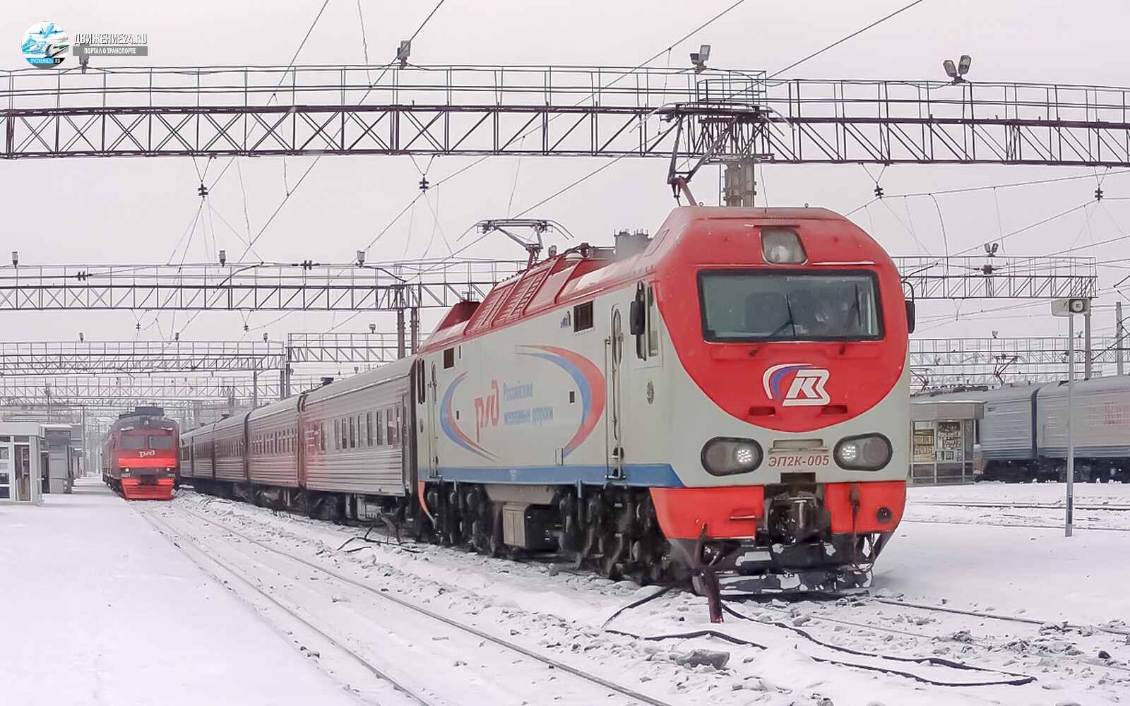 Электровоз ЭП2К