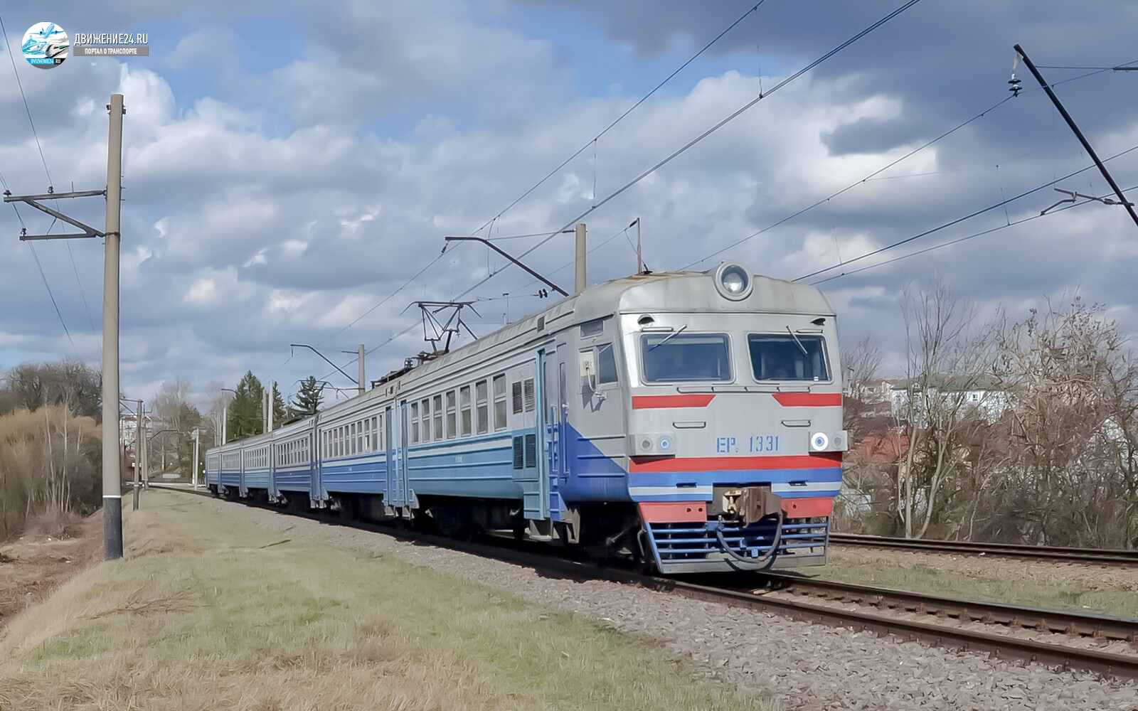 Электропоезд ЭР2