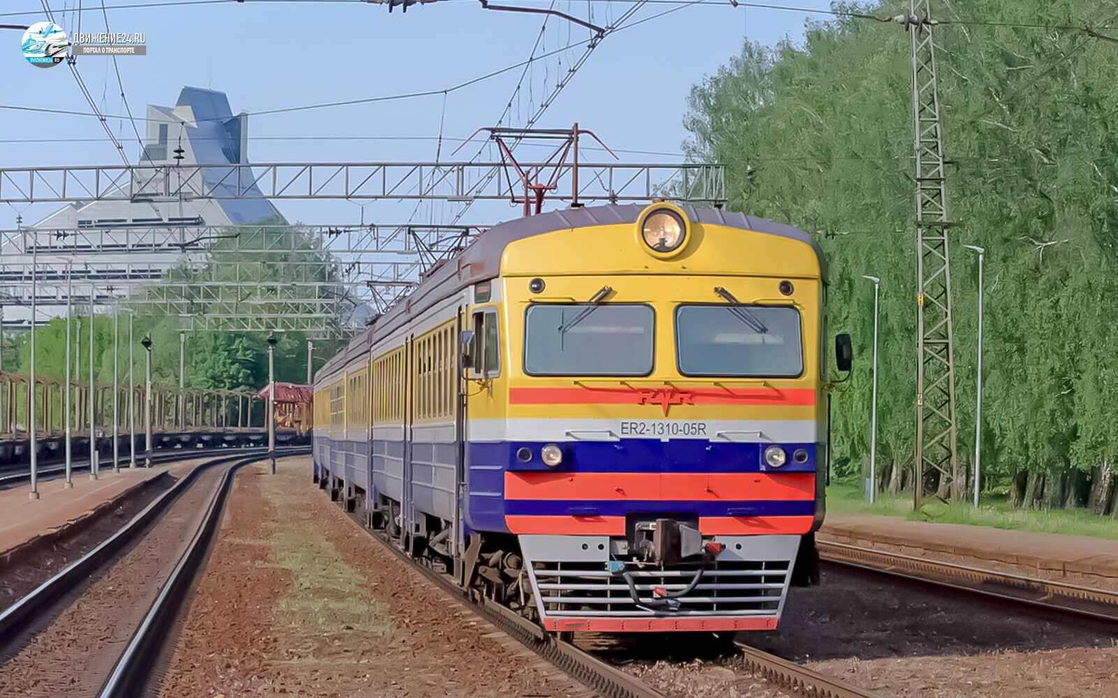 Электропоезд ЭР2