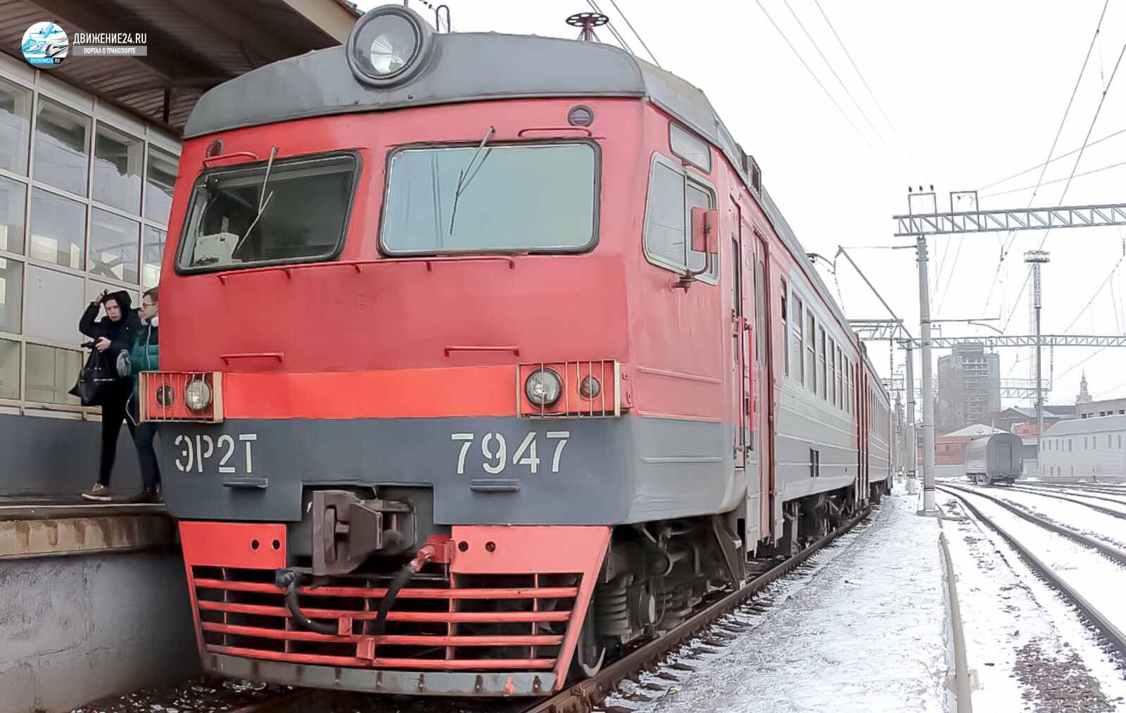 Электропоезд ЭР2Т