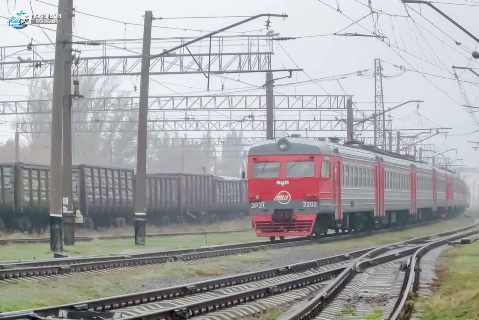 Электропоезд ЭР2Т