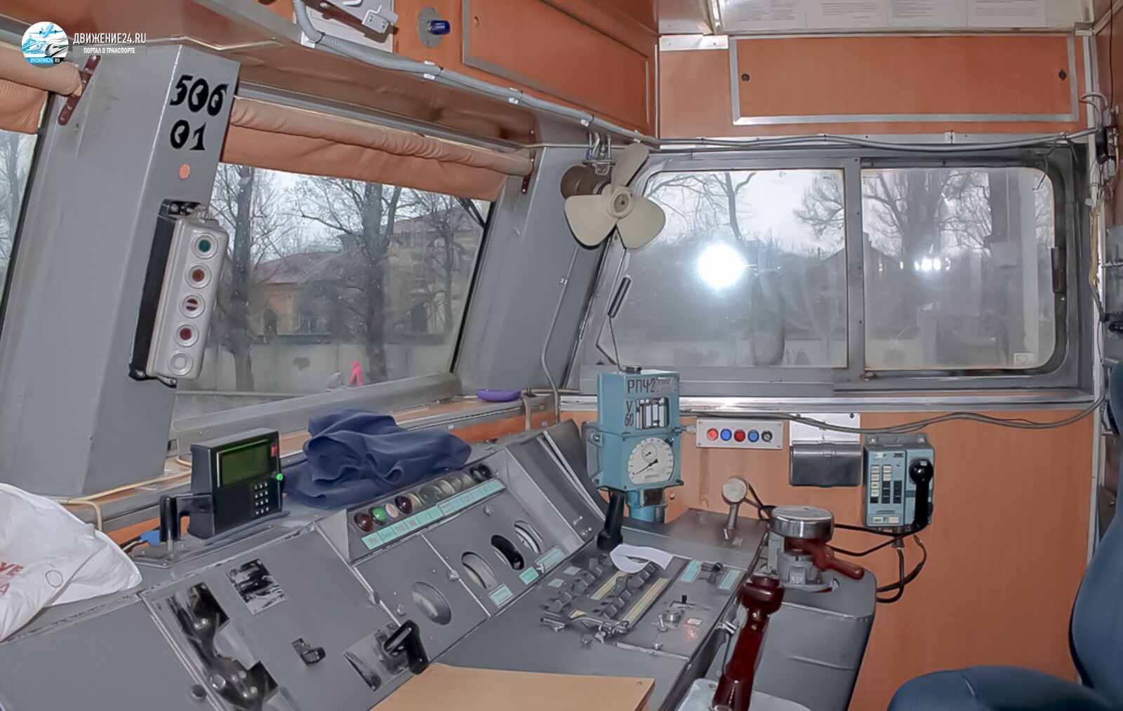 Кабина Электропоезда ЭР9М