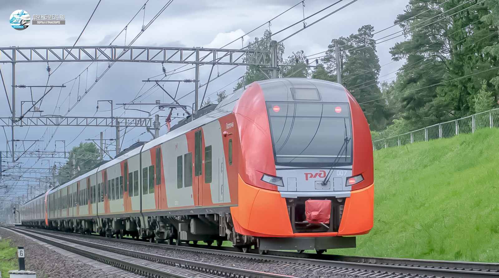 Электропоезд ЭС2Г "Ласточка"