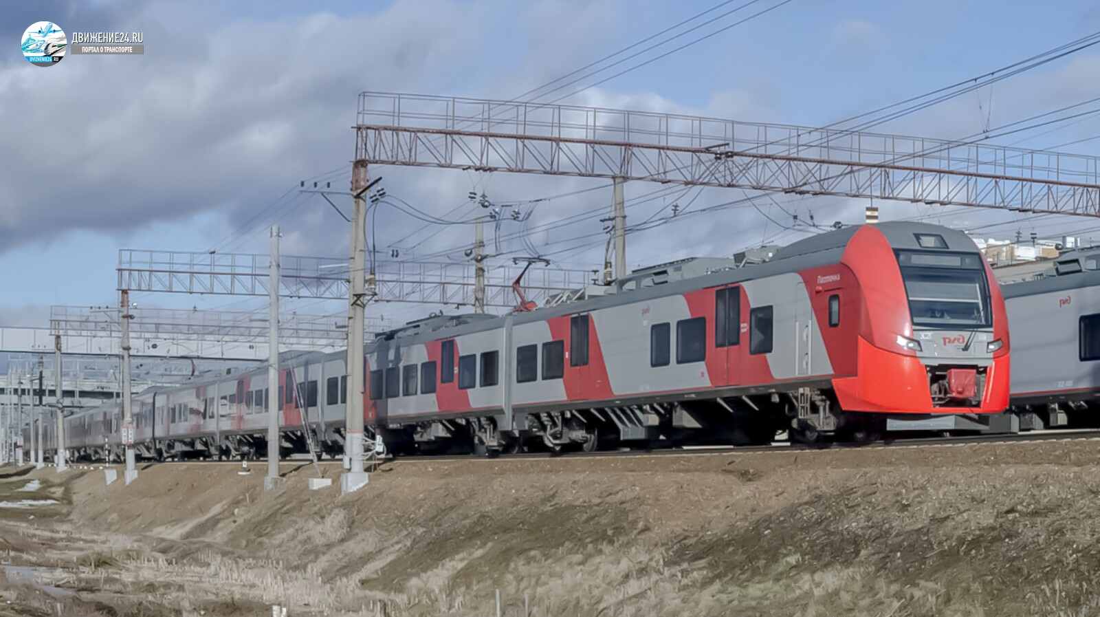 Электропоезд ЭС2Г "Ласточка"