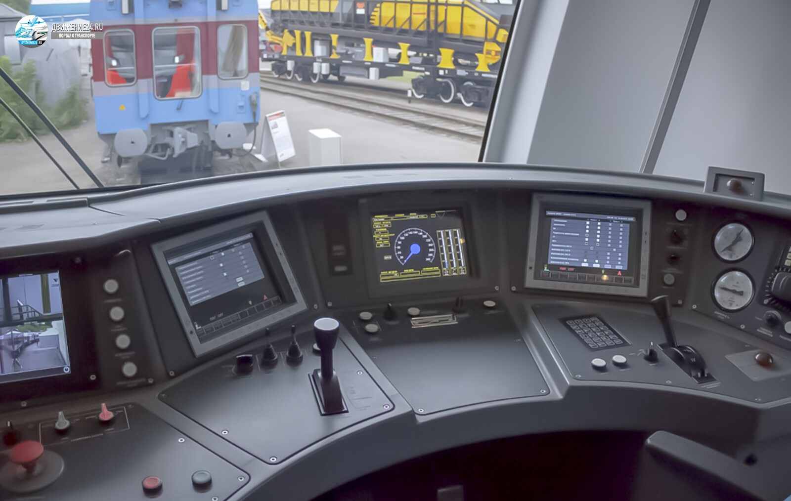 Электропоезд ЭС2Г "Ласточка" кабина