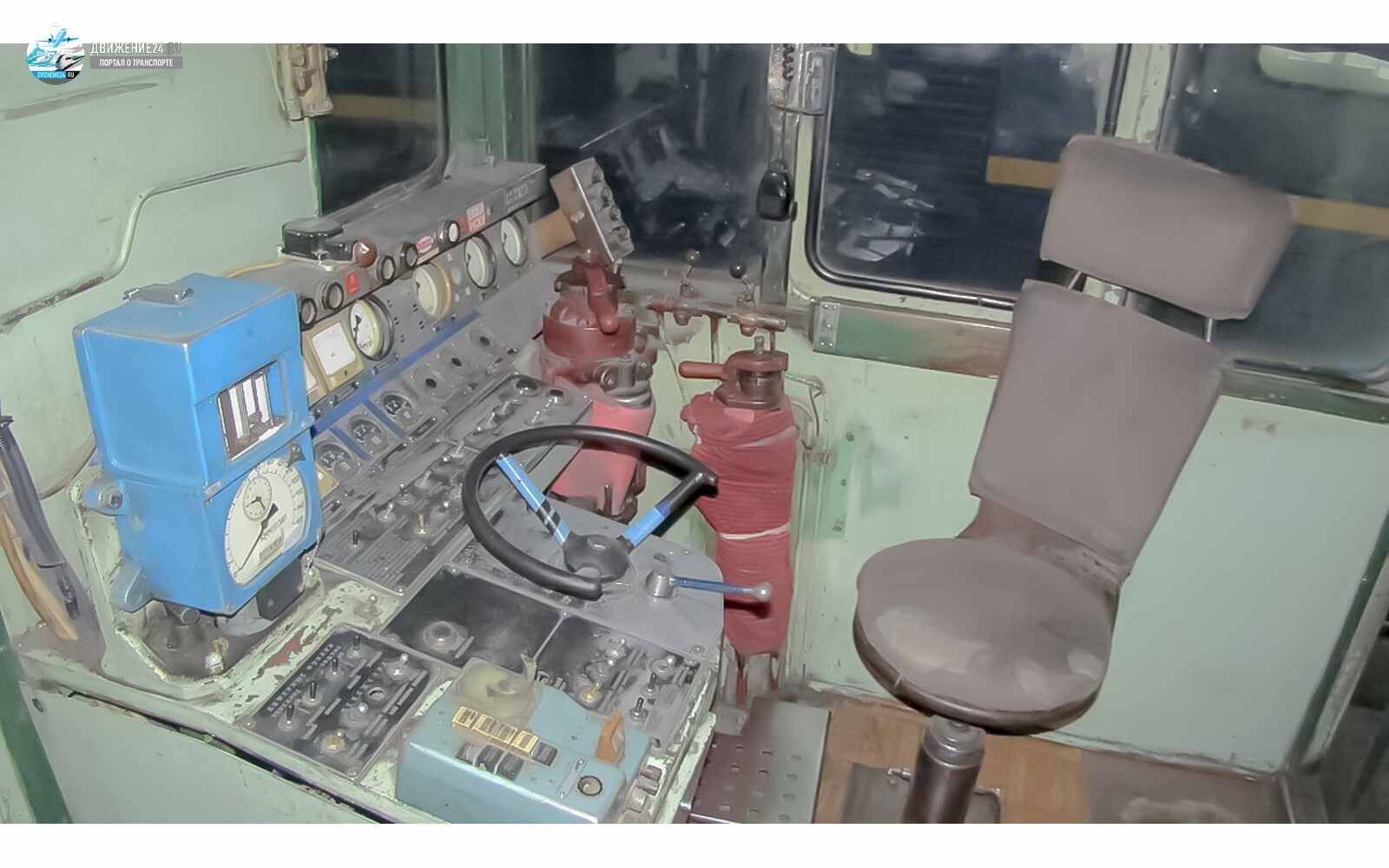 Кабина тепловоза ТЭМ2