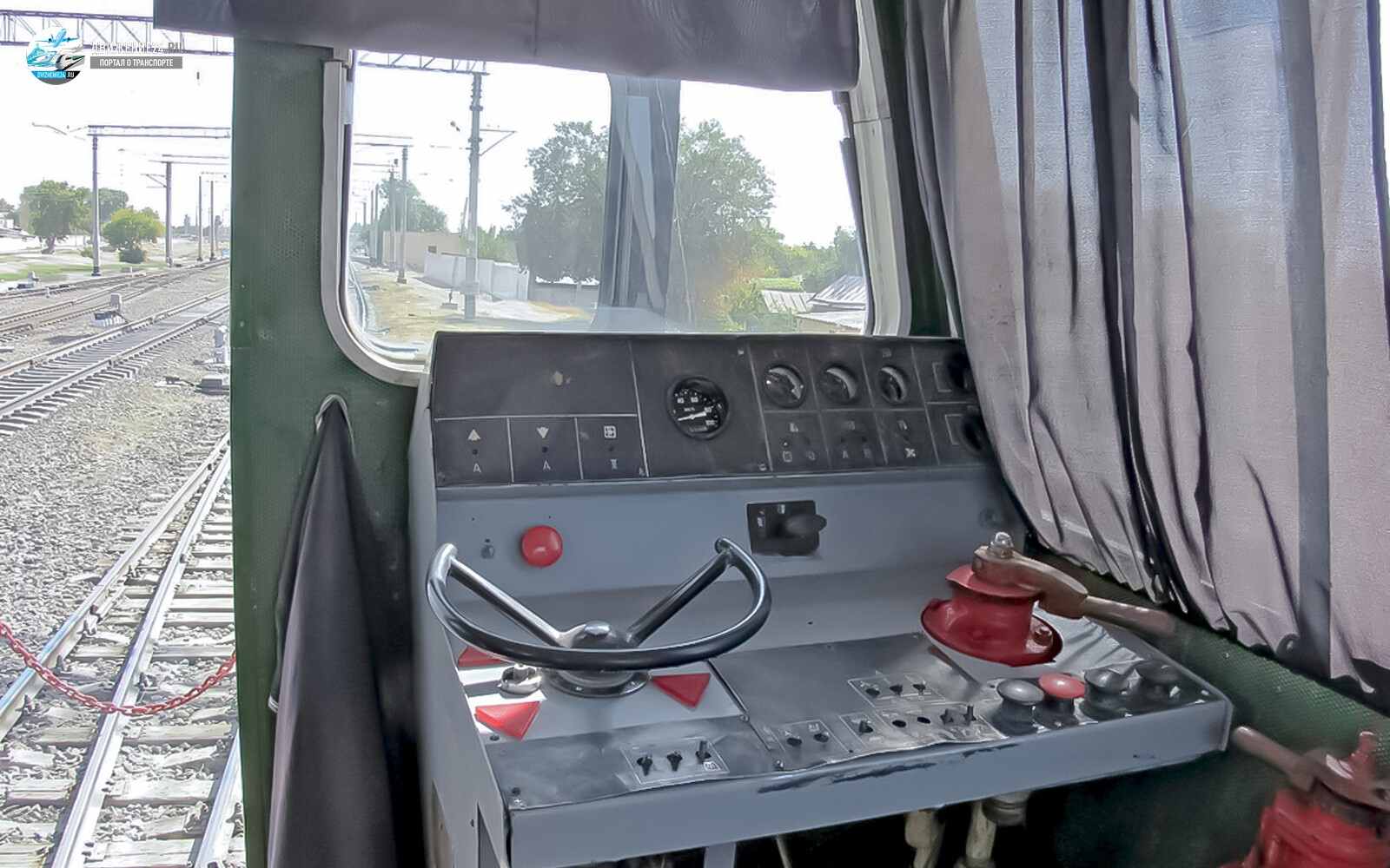 Кабина Тепловоза ТГМ40