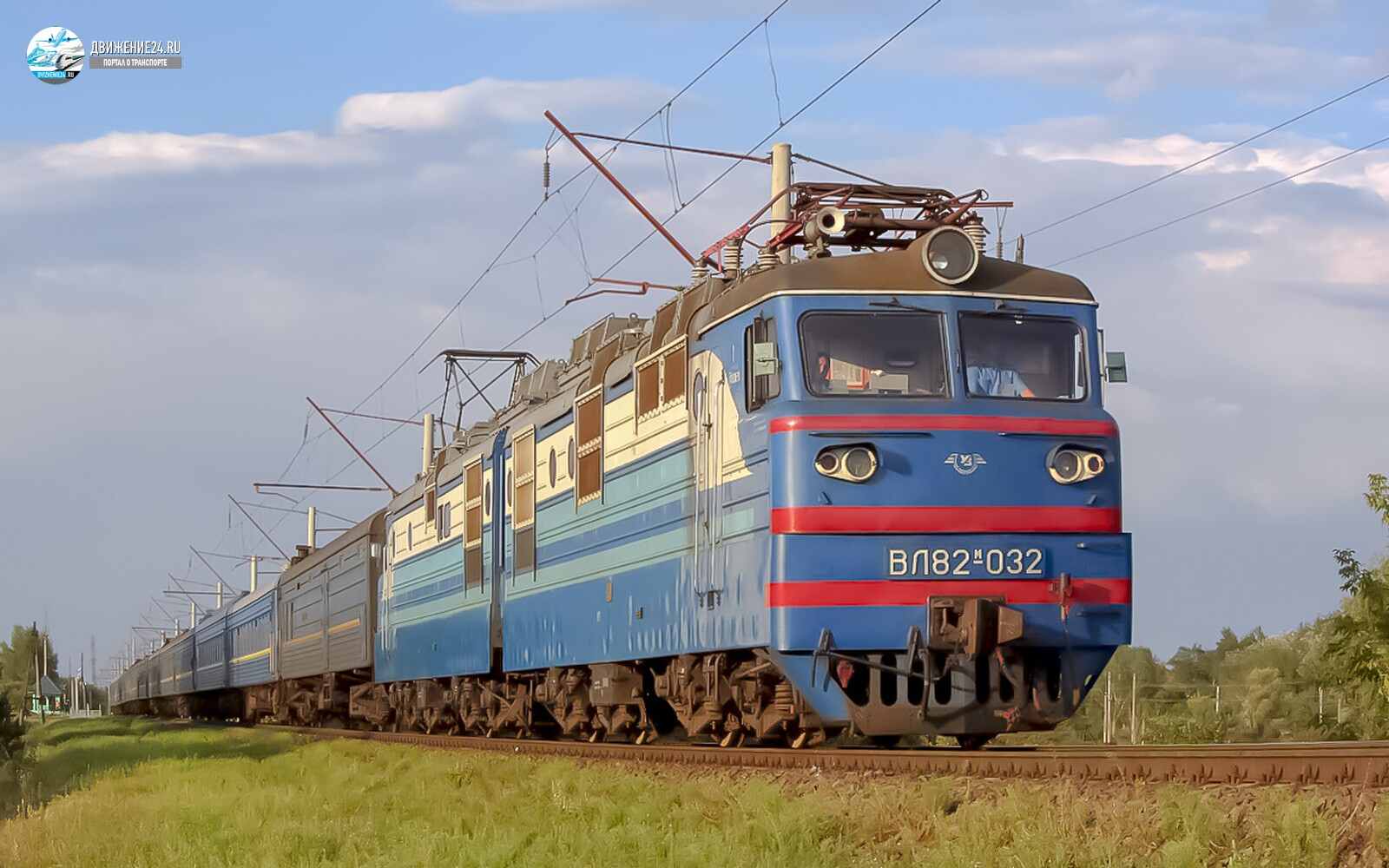 Электровоз ВЛ82м