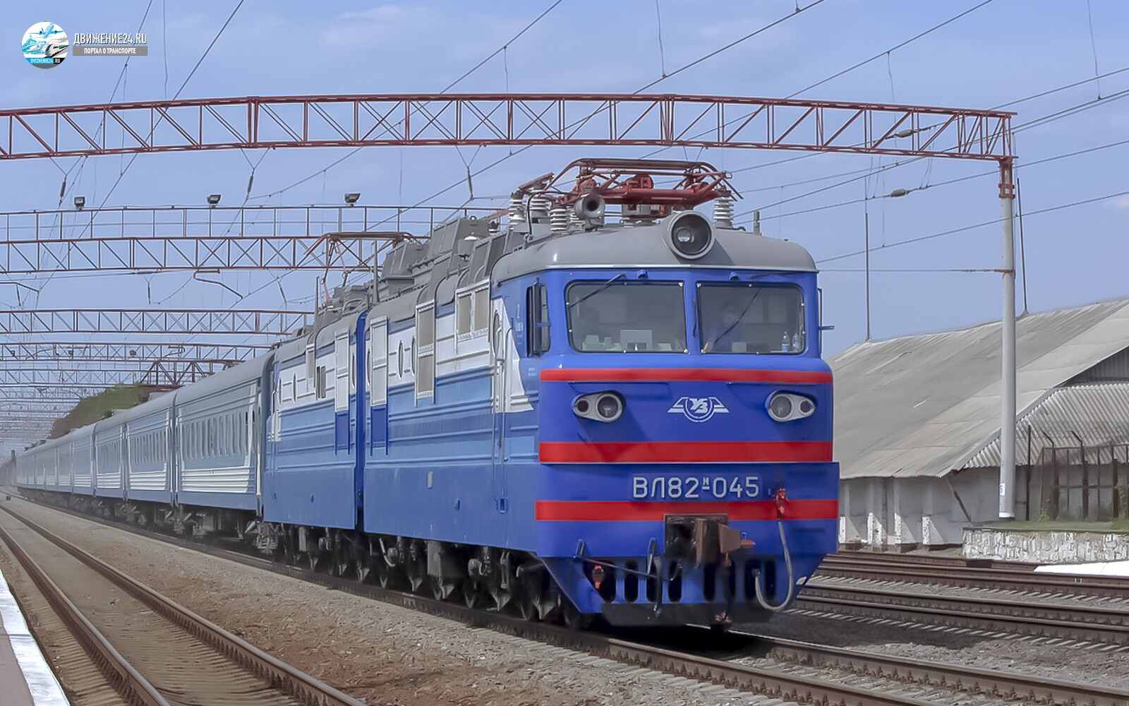 Электровоз ВЛ82м