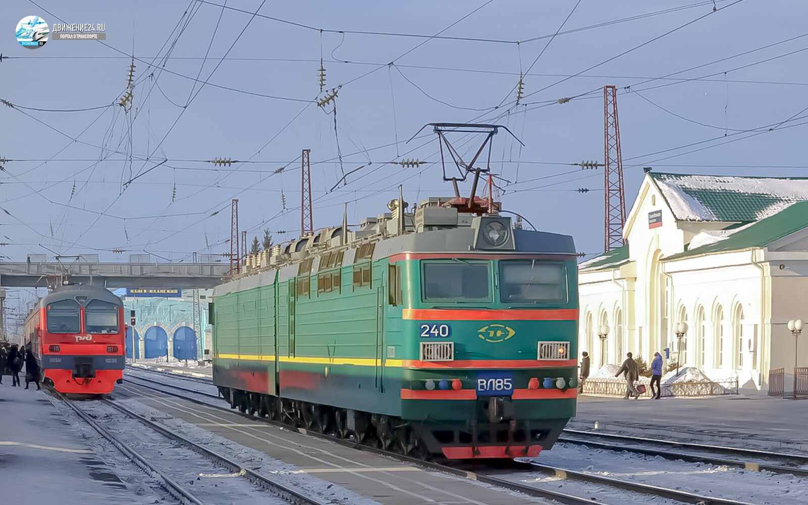 Электровоз ВЛ85