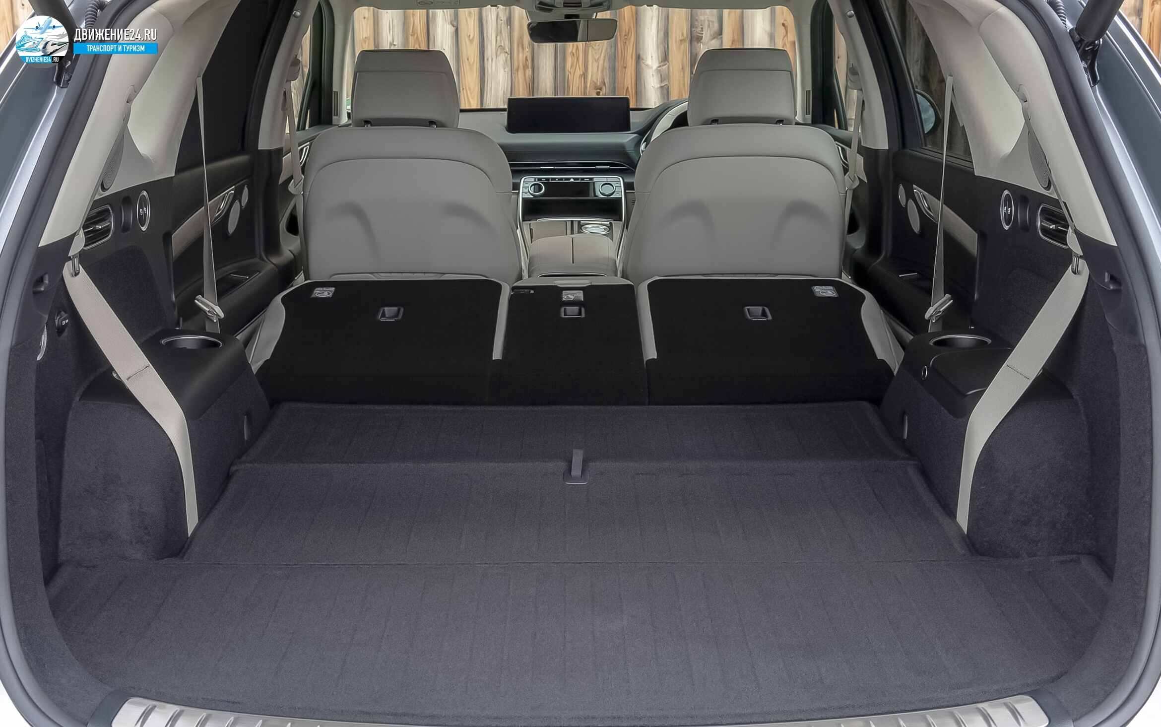 Genesis GV80 SUV багажник