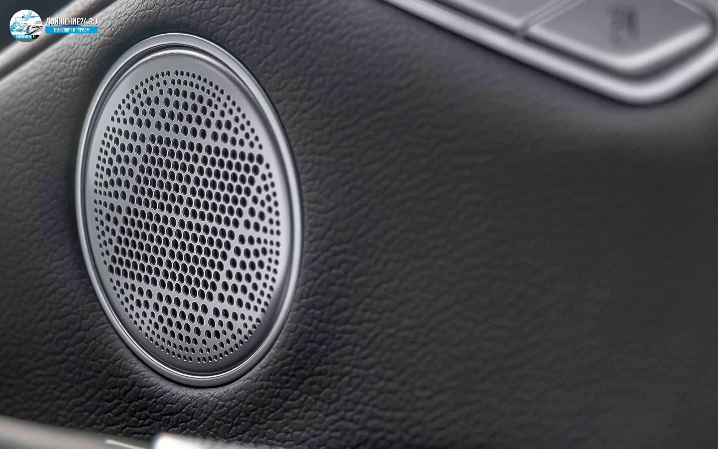 Genesis G80 в кузове седан салон