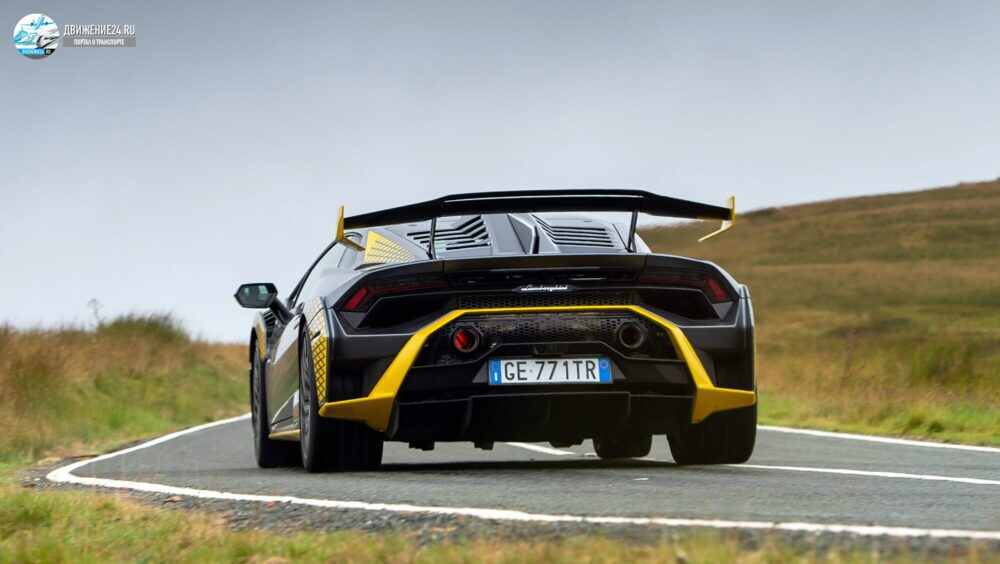 Lamborghini Huracan STO 2021