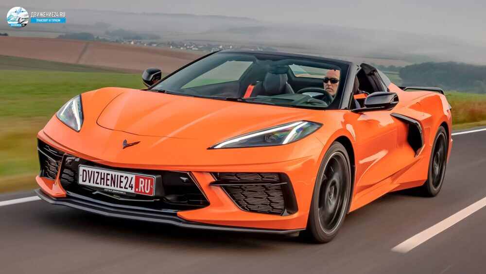 Кабриолет Chevrolet Corvette 2021 года