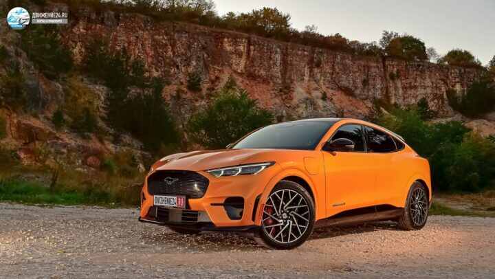 Ford Mustang Mach-E GT 2021