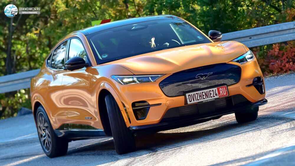 Ford Mustang Mach-E GT 2021