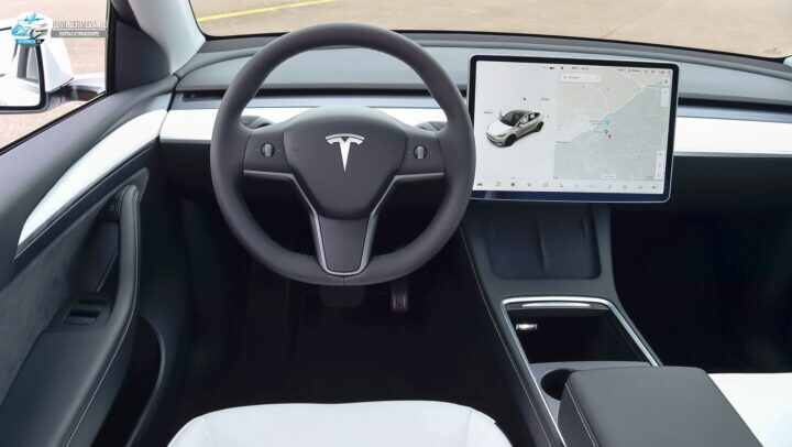 Tesla Model Y 2021