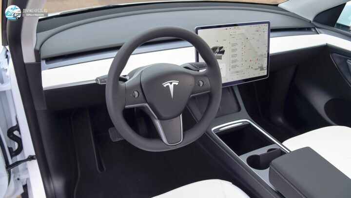 Tesla Model Y 2021