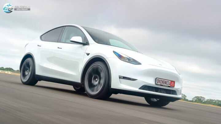 Tesla Model Y 2021