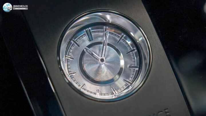 Rolls-Royce Black Badge Ghost 2021