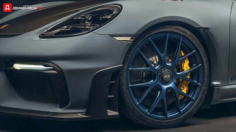 Porsche 718 Cayman GT4 RS