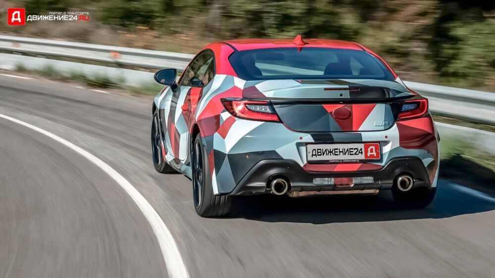 Фото прототипа Toyota GR86 2022