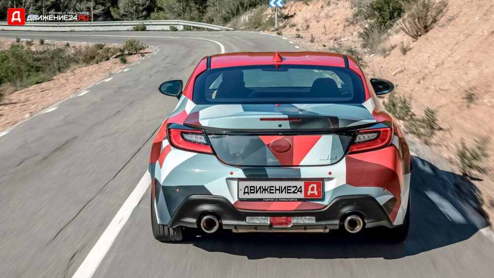 Фото прототипа Toyota GR86 2022