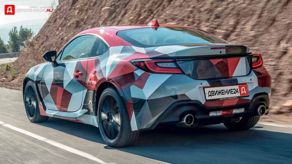 Фото прототипа Toyota GR86 2022