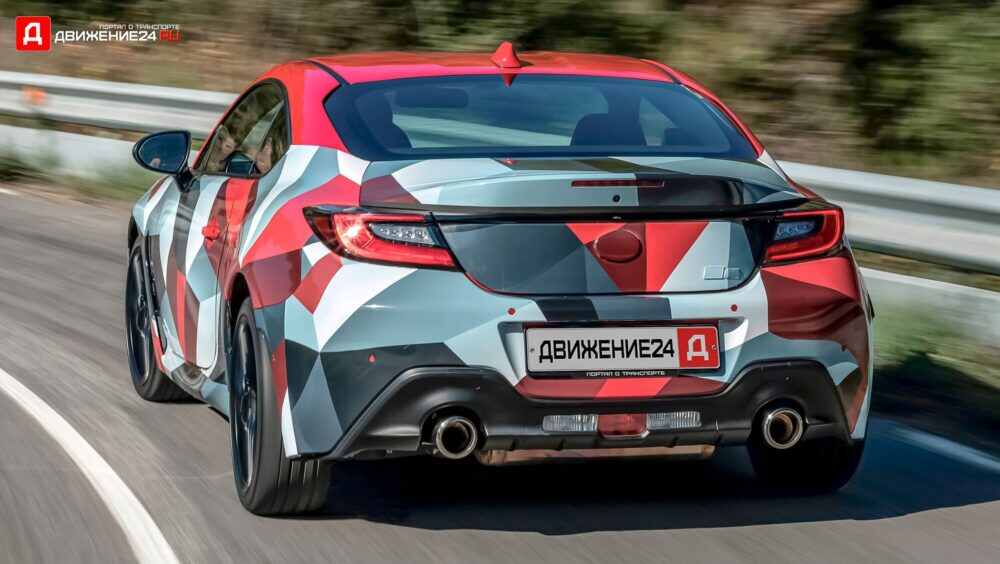 Фото прототипа Toyota GR86 2022