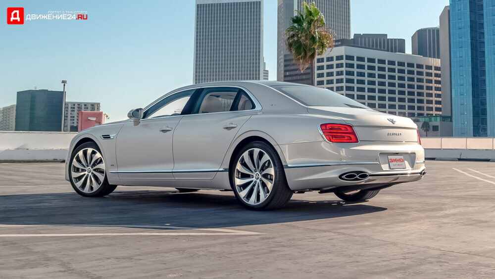 Bentley Flying Spur V8 2021