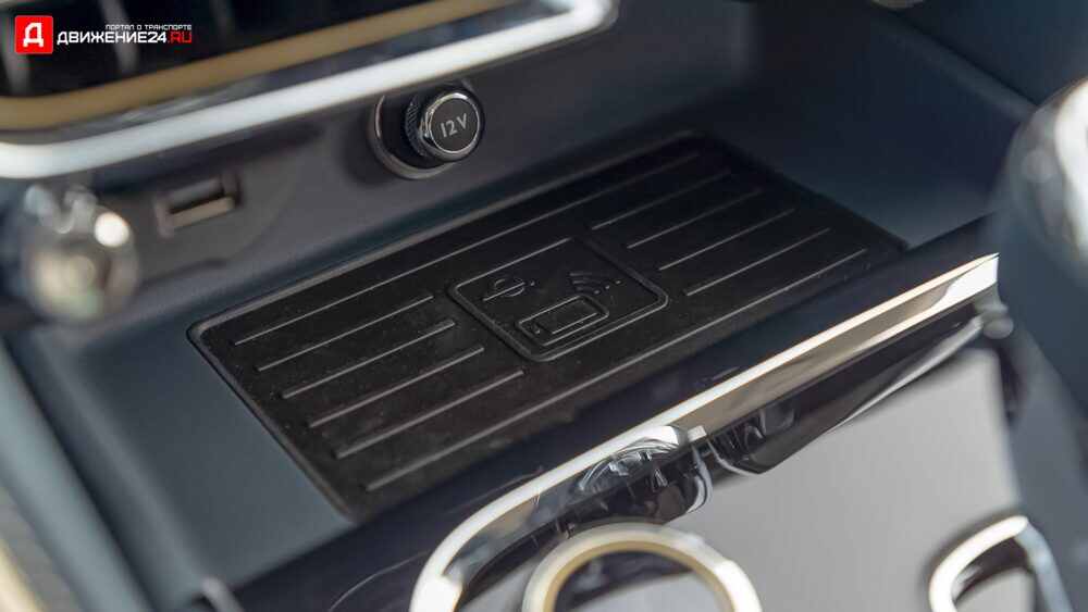 Bentley Flying Spur V8 2021