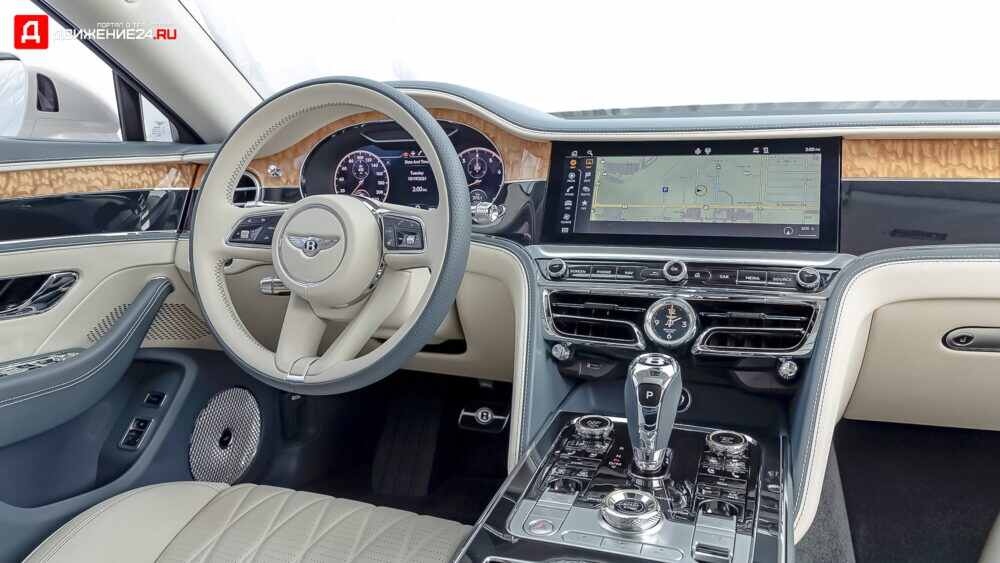 Bentley Flying Spur V8 2021