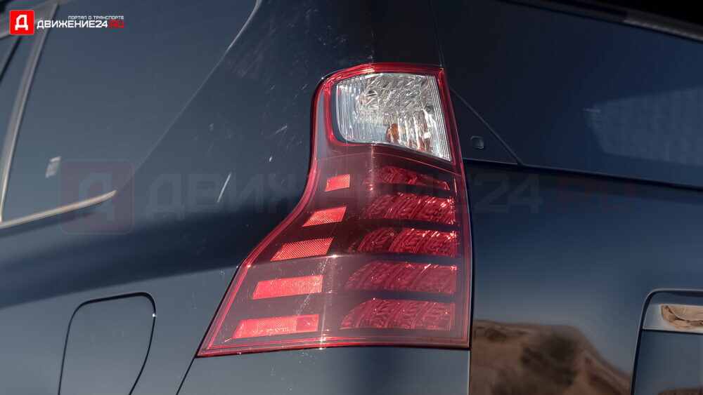 Lexus GX460 2022 Black Line