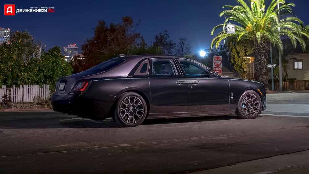 Rolls-Royce Ghost Black 2022