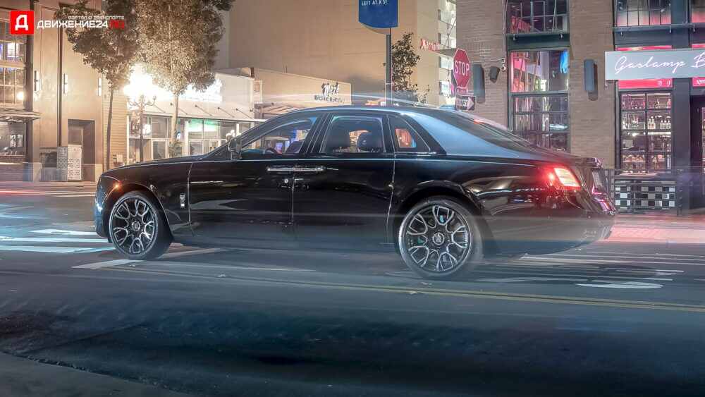 Rolls-Royce Ghost Black 2022