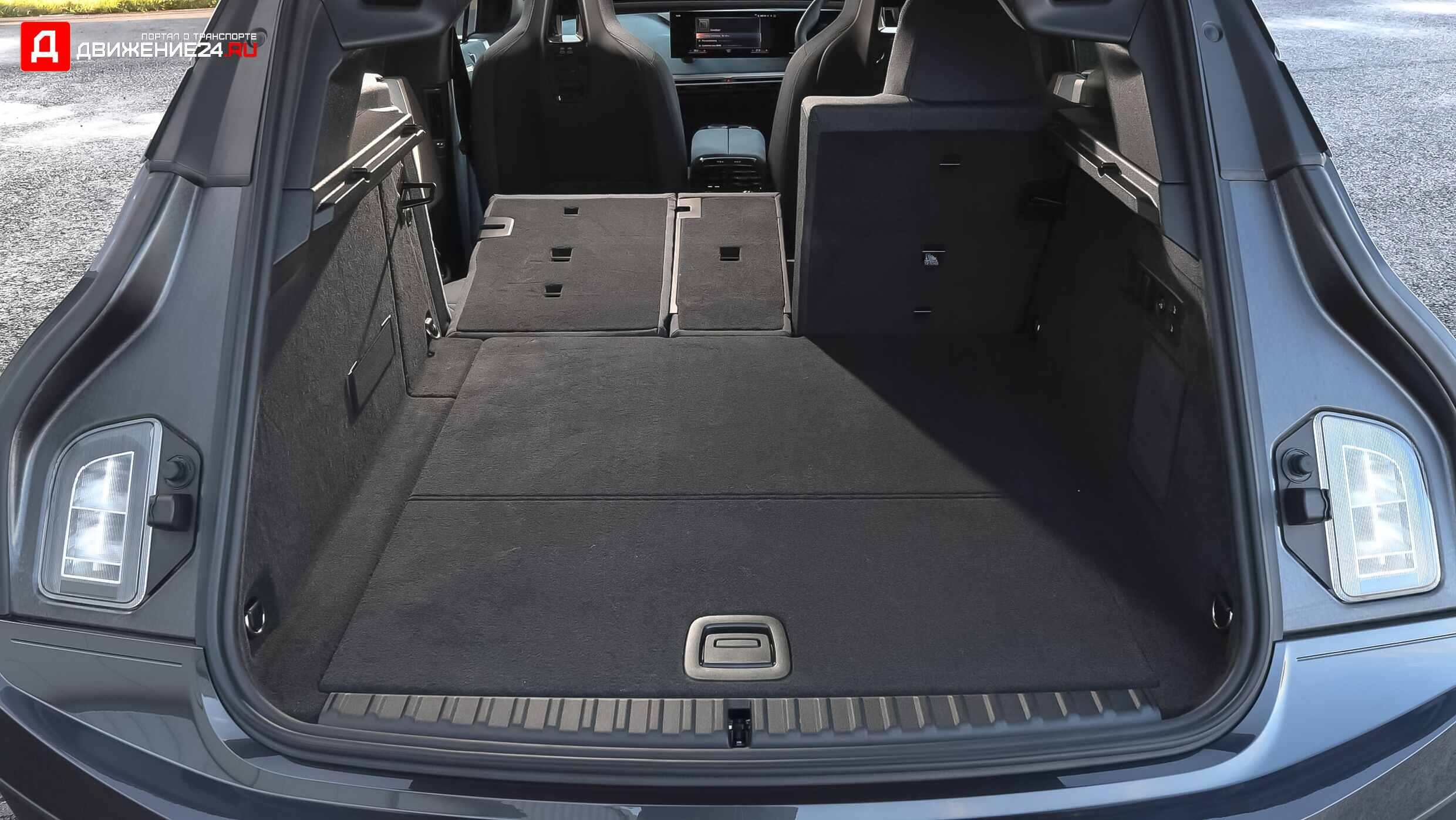 BMW iX 2022 года