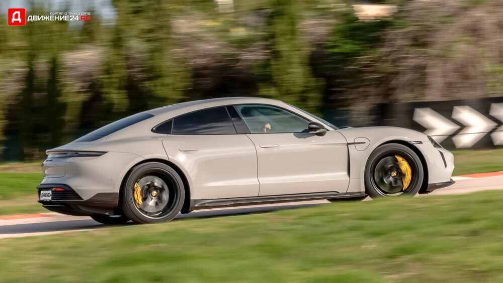 Porsche Taycan GTS 2021