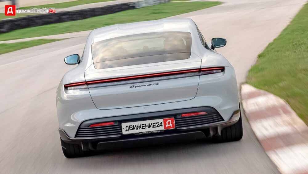 Porsche Taycan GTS 2021