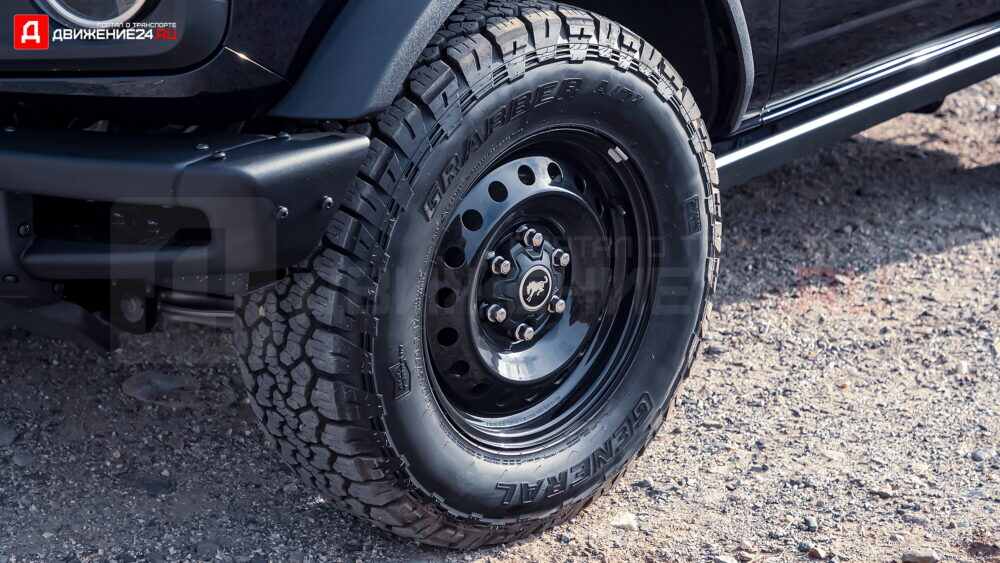 Ford Bronco Black Diamond 2021