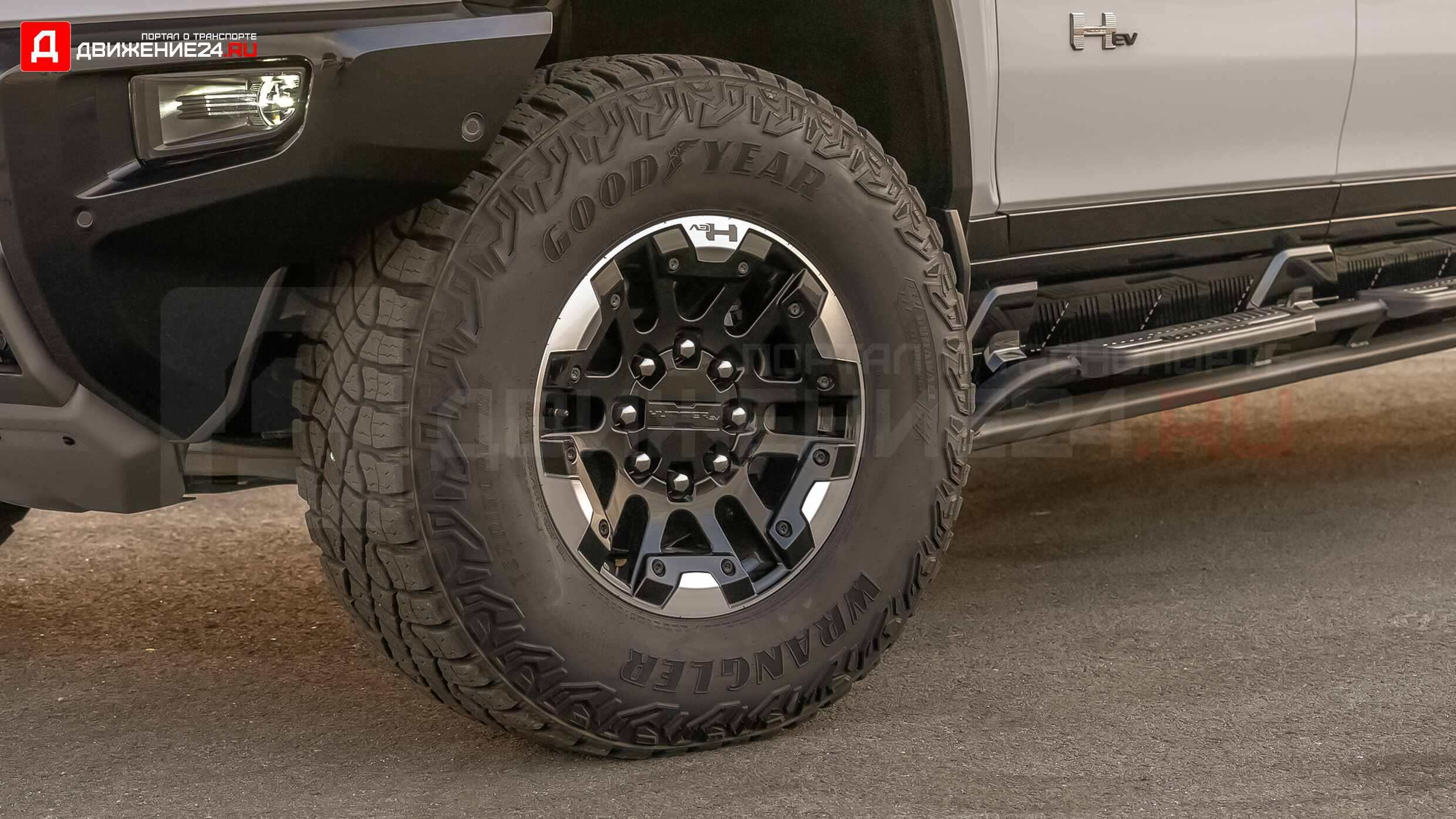 Chevrolet Silverado EV против GMC Hummer EV