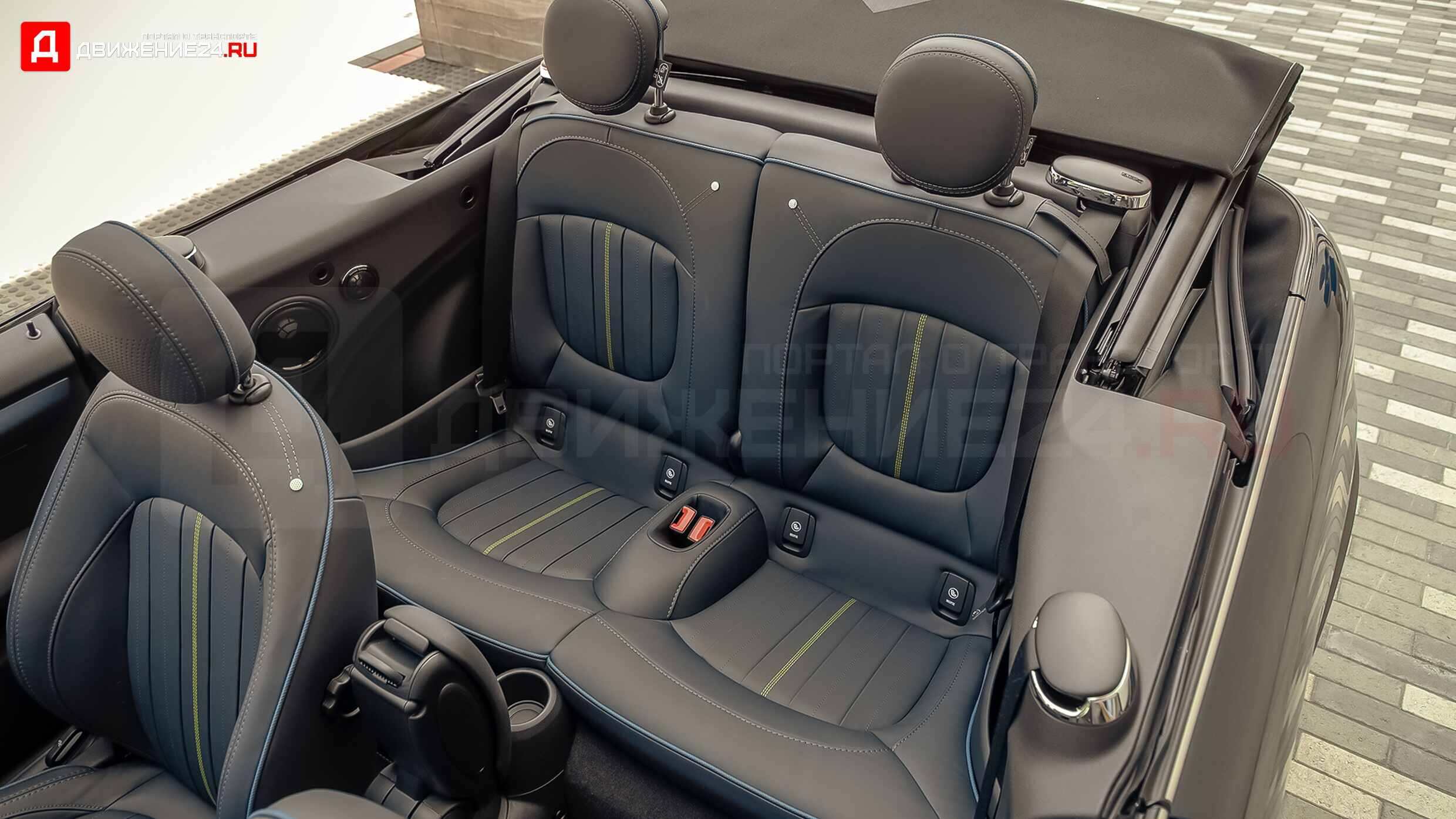 Mini Cooper S Convertible Sidewalk Edition 2022