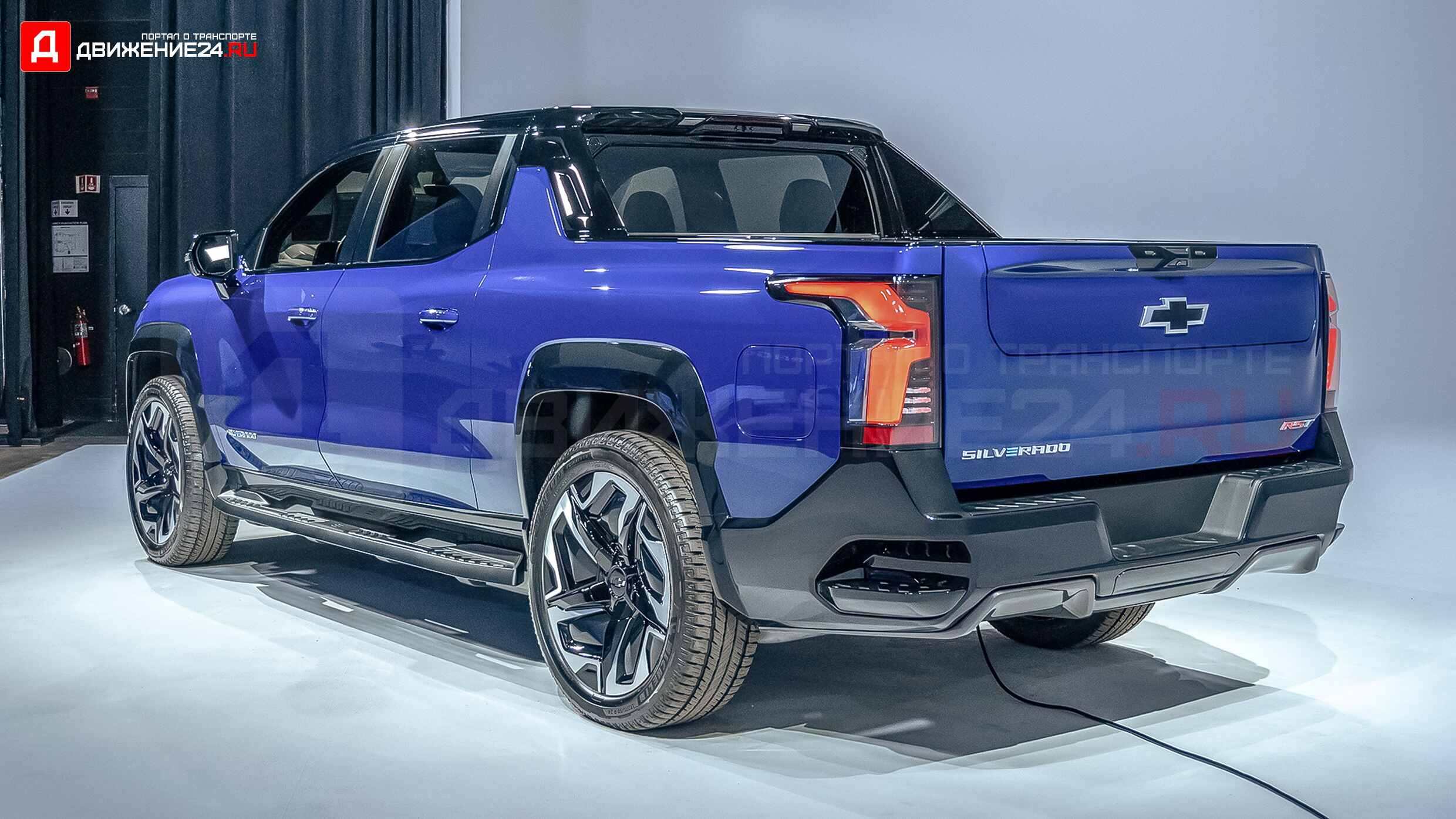 Chevrolet Silverado EV против GMC Hummer EV