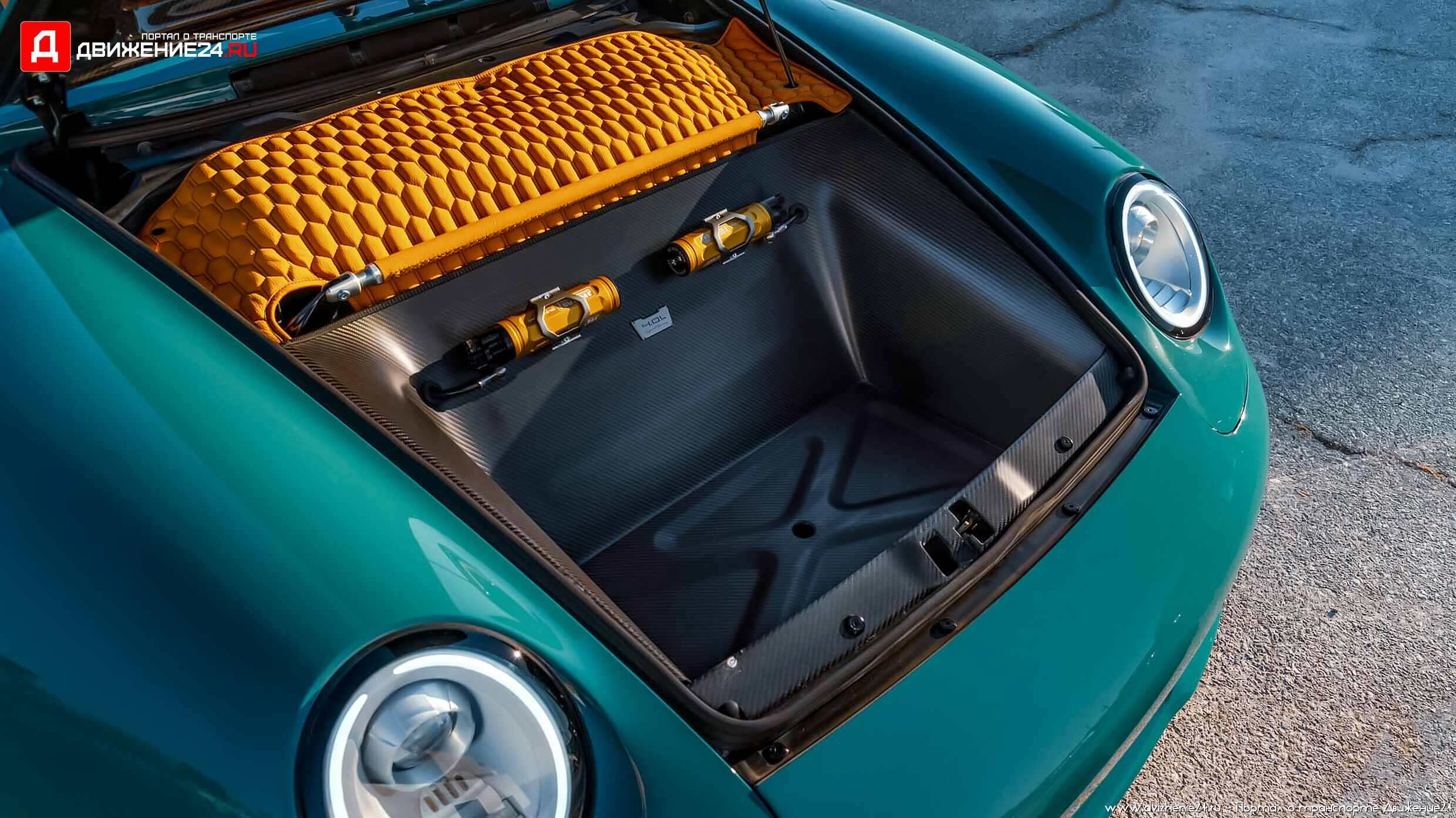 Porsche 993 Speedster by Gunther Werks