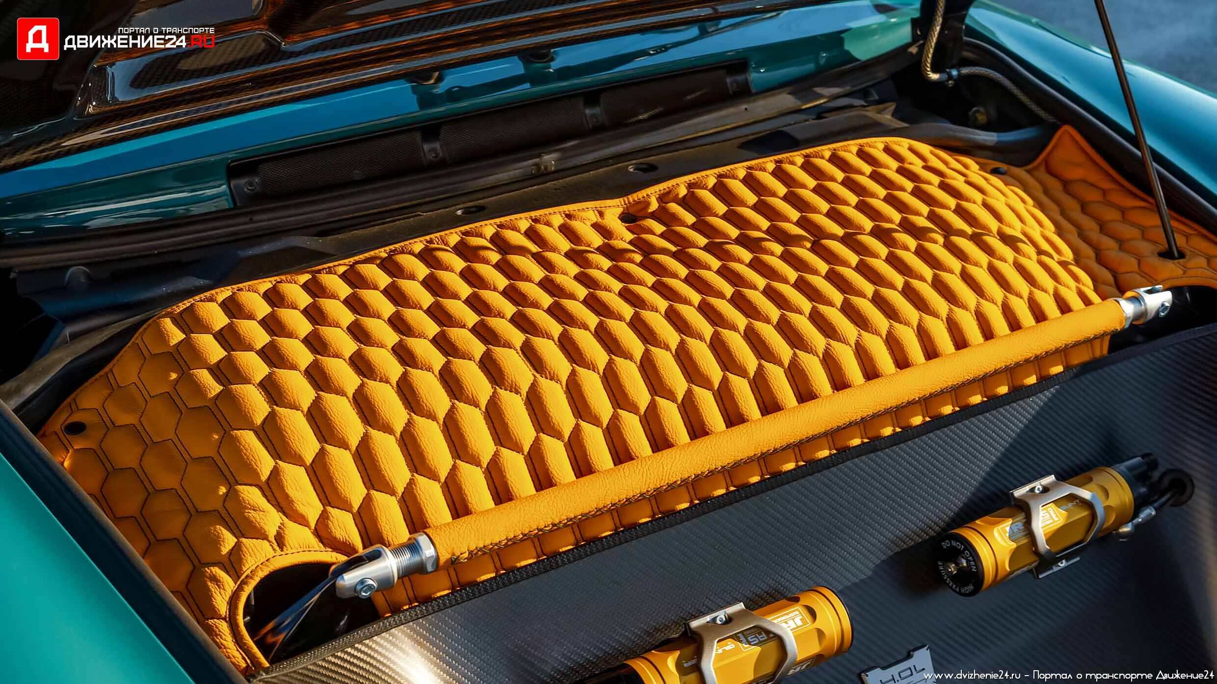 Porsche 993 Speedster by Gunther Werks