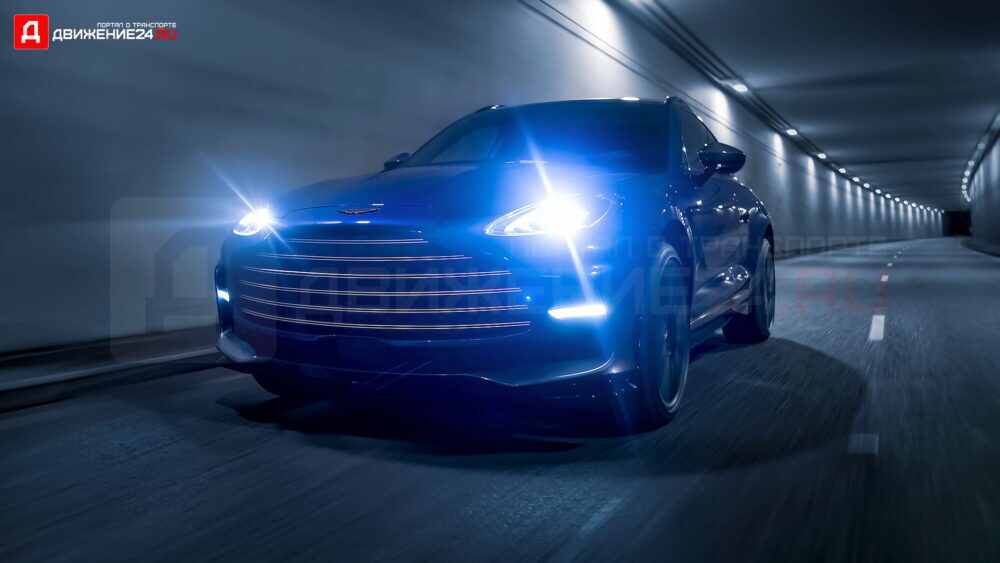 Aston Martin DBX707 2023