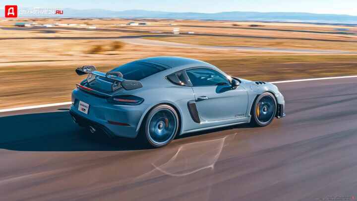Porsche 718 Cayman GT4 RS 2022